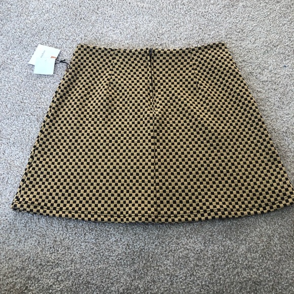 NWT brown checkered mini skirt, size S - Picture 2 of 7